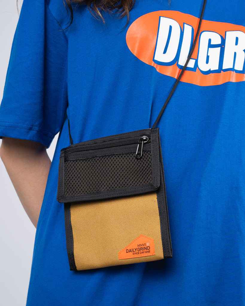 DAILY GRIND ENTIRE SLING WALLET GRAY