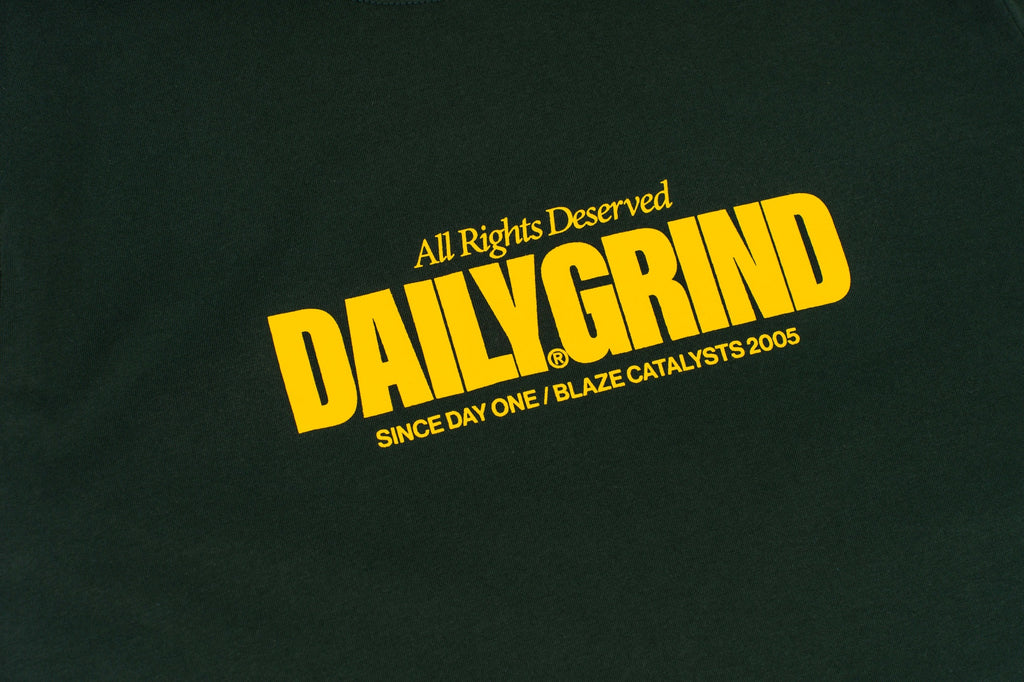 DAILY GRIND FLARE TSHIRT MOSS GREEN