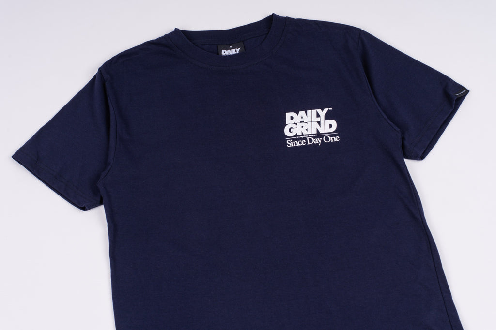 DAILY GRIND CENTRAL TSHIRT NAVY BLUE