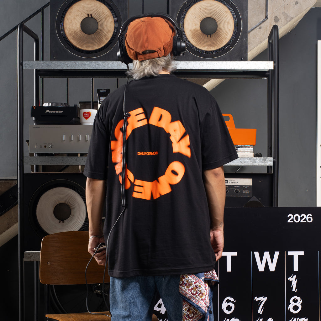 DAILY GRIND GOTHIC TSHIRT BLACK