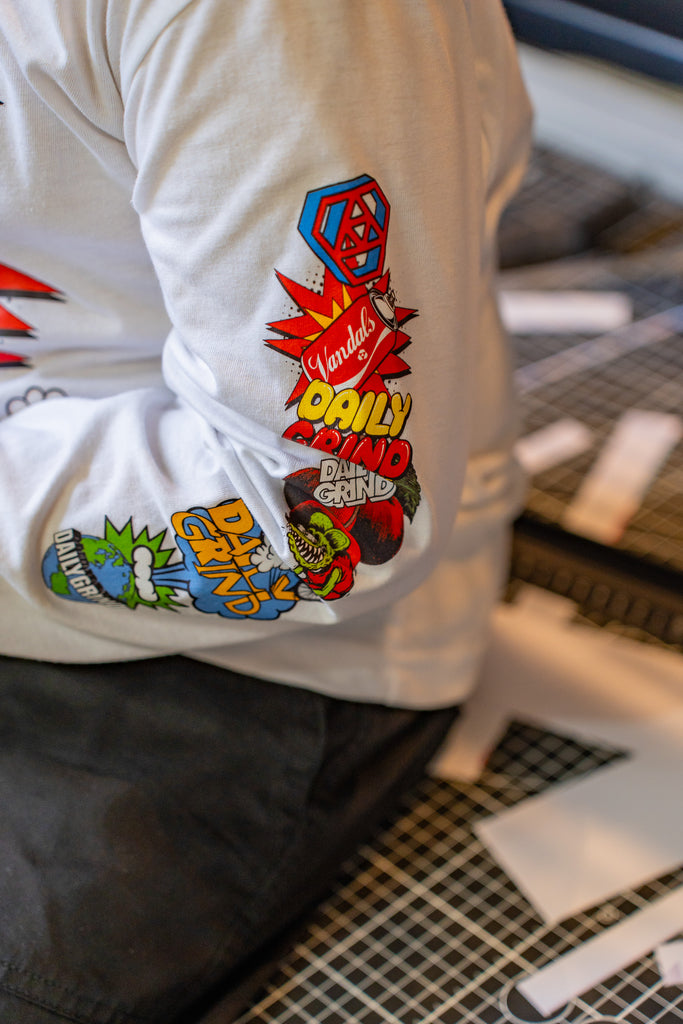 DAILY GRIND KIDS BOOM POW LONGSLEEVES FOR KIDS WHITE