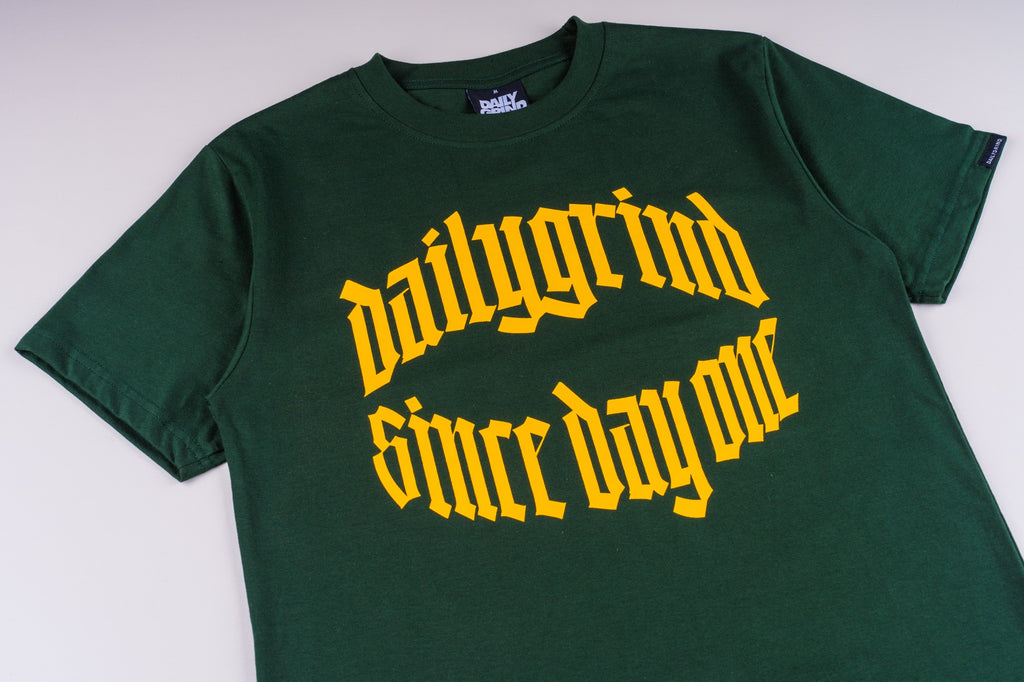 DAILY GRIND FLIP TSHIRT MOSS GREEN