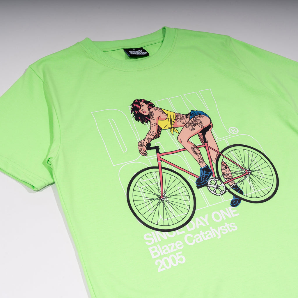 DAILY GRIND CYCLE MUSE TSHIRT NEON GREEN