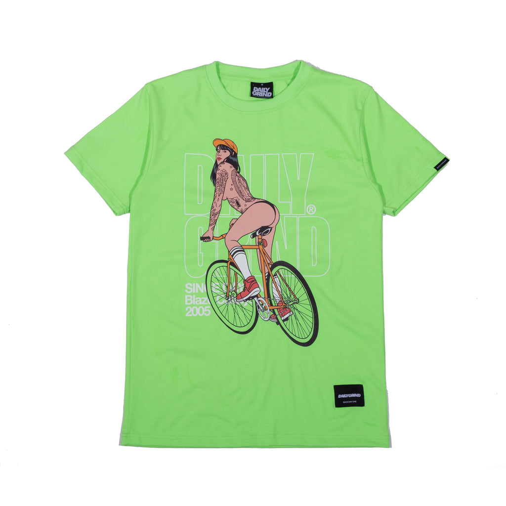 DAILY GRIND STEEL QUEEN TSHIRT NEON GREEN