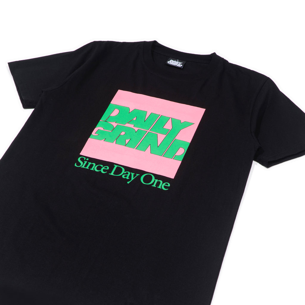 DAILY GRIND CRISP TSHIRT BLACK