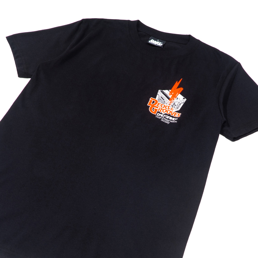 DAILY GRIND DECK AND GROOVES TSHIRT BLACK