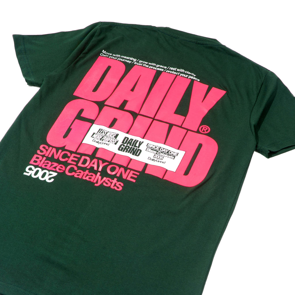 DAILY GRIND BLAZE COAT TSHIRT MOSS GREEN