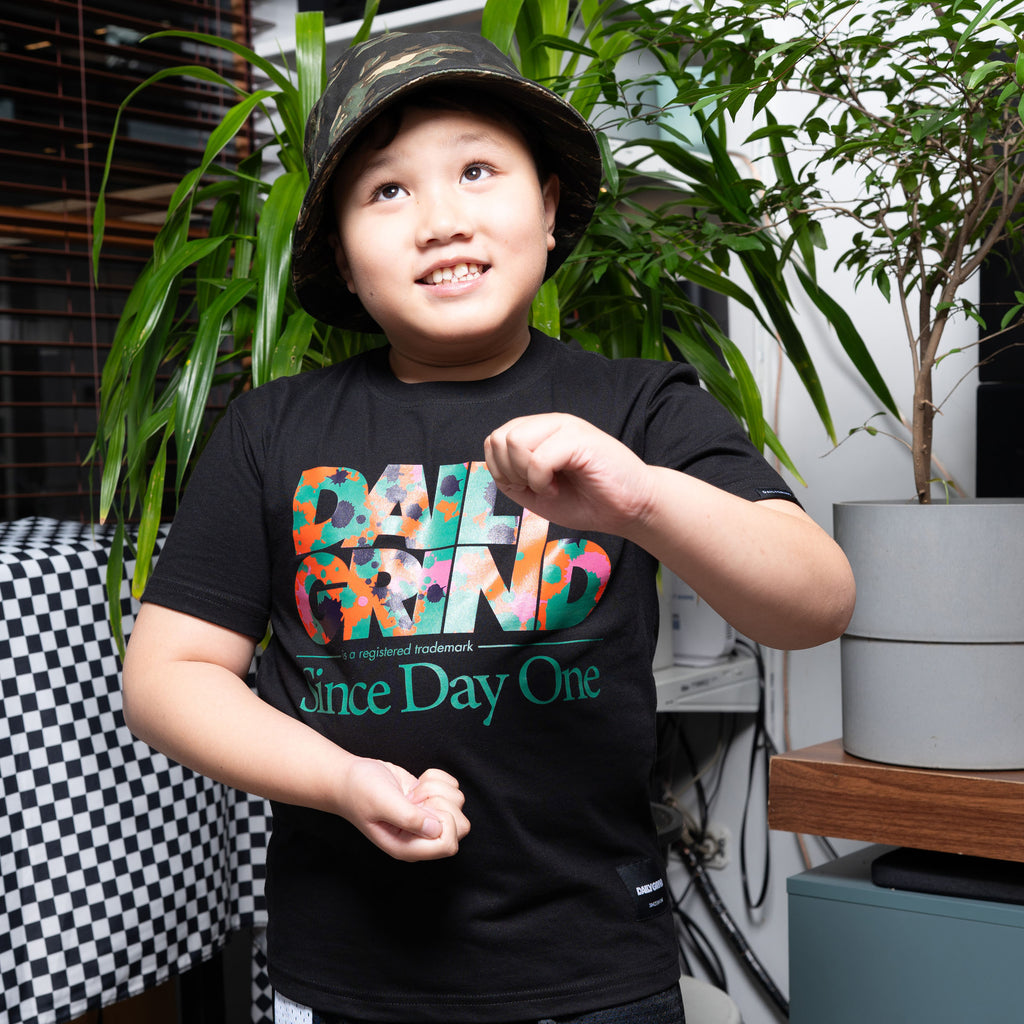 DAILY GRIND MAIN SPLATTER TSHIRT FOR KIDS BLACK