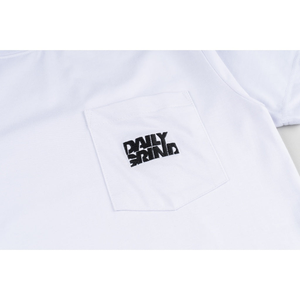 DAILY GRIND SHEAR POCKET TEE EMBRO WHITE