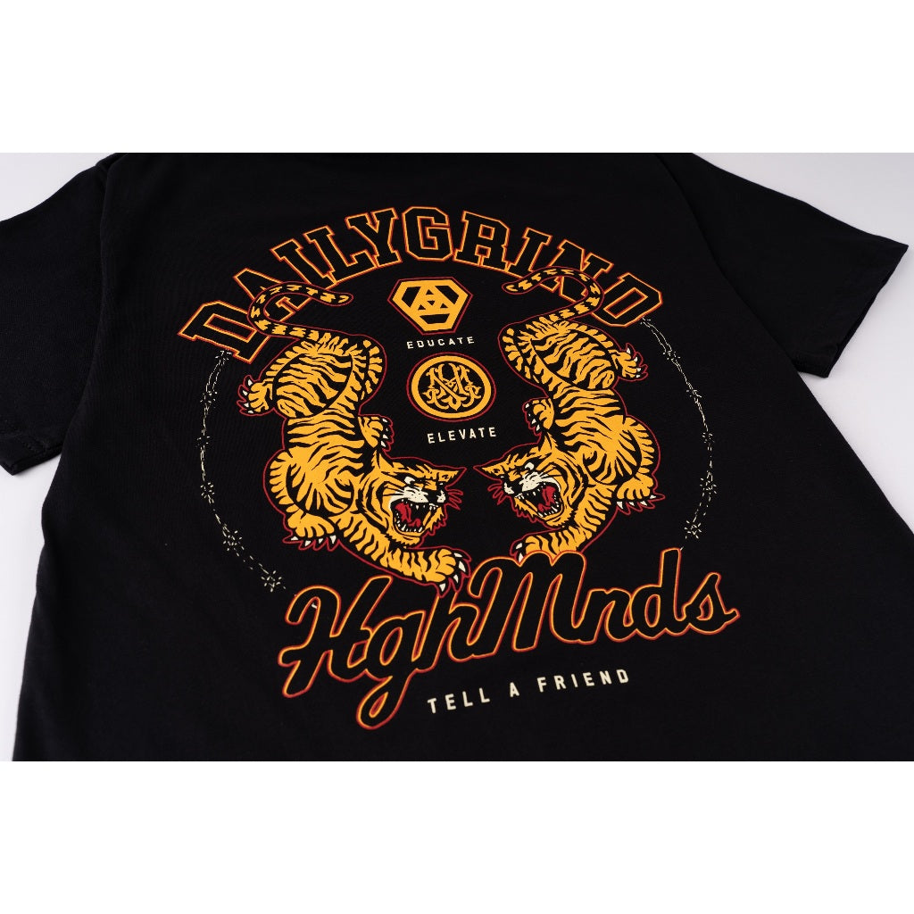 HGHMNDS X DAILYGRIND STEADFAST TSHIRT BLACK