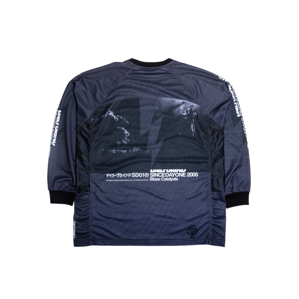 DAILY GRIND BLAZE NOCTURNE JERSEY LONGSLEEVES WITH SIDE SWIFT POCKET BLACK