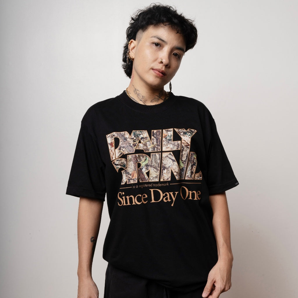 DAILY GRIND CENTRAL BRANCH OUT TSHIRT BLACK