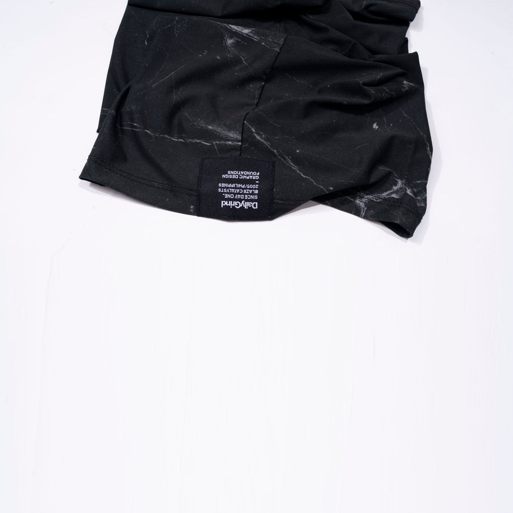 DAILY GRIND RIGHTS OVER GREED TUBE MASK BLACK