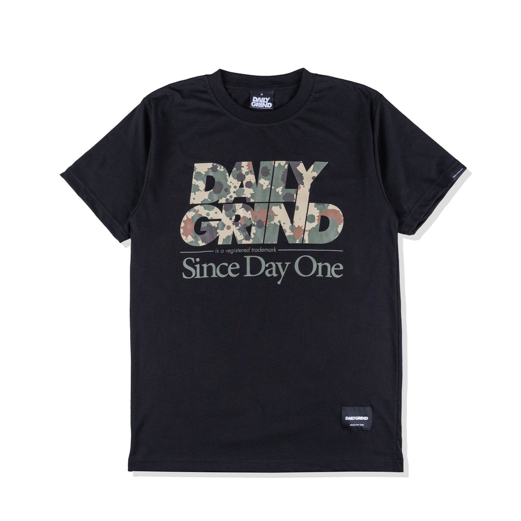 DAILY GRIND MAIN COVER TSHIRT BLACK/CAMOU