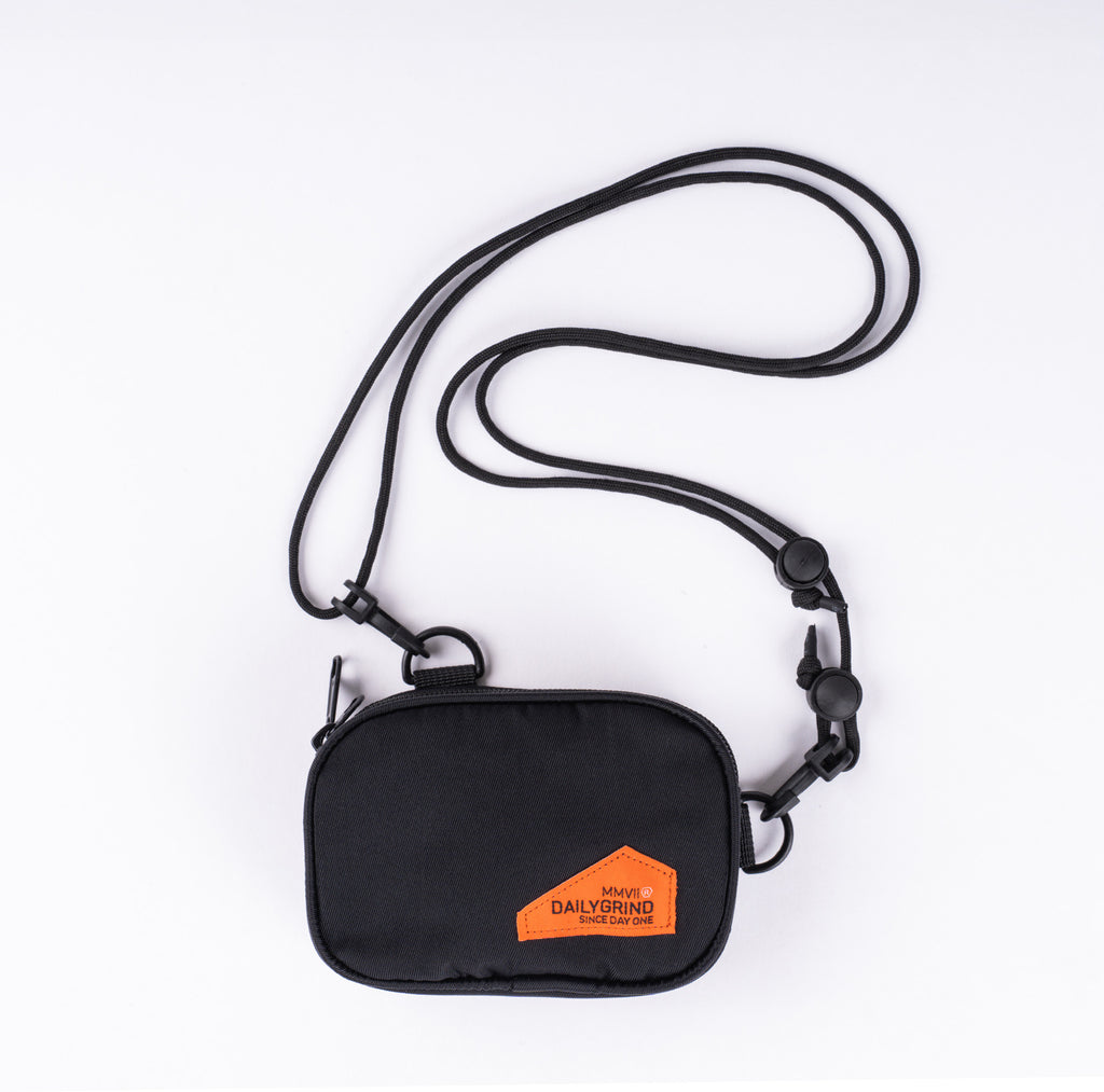 DAILY GRIND CARRIER SLING POUCH BLACK