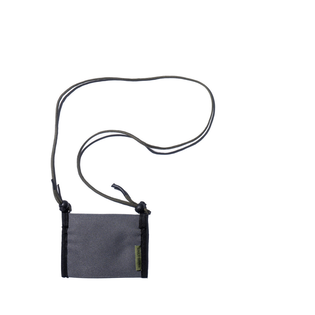 DAILY GRIND STRAP POUCH GRAY