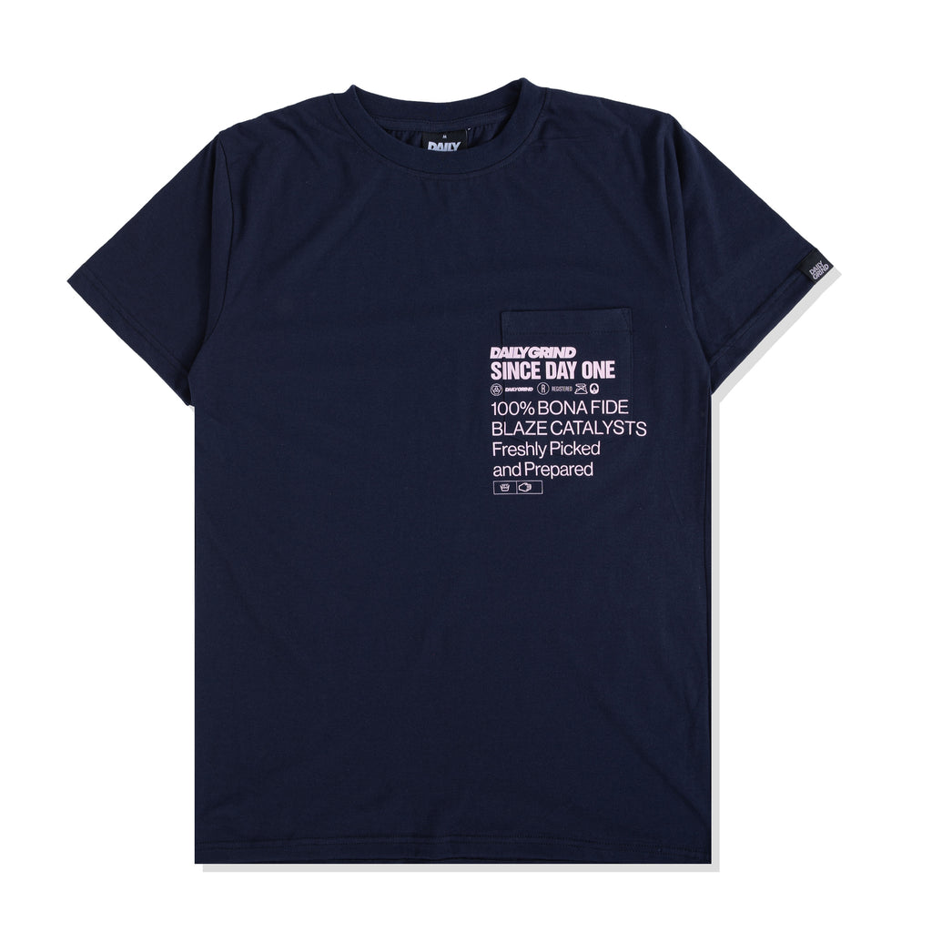 DAILY GRIND CONTROL POCKET TEE NAVY BLUE