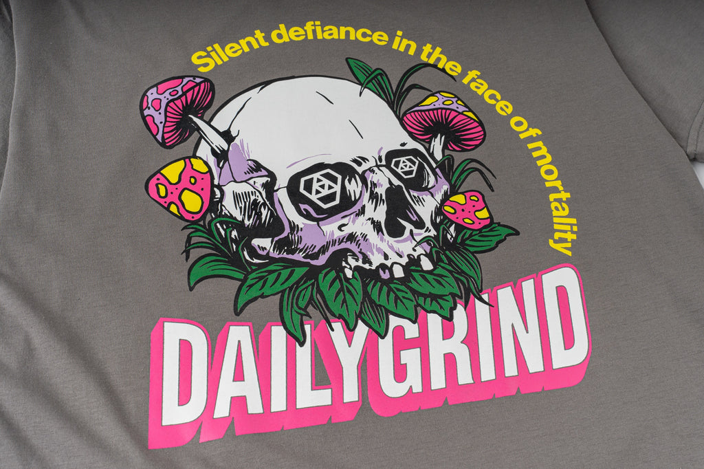 DAILY GRIND SILENT DEFIANCE TSHIRT GRAY